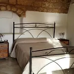 Masseria Li Curti Frühstückspension 3*