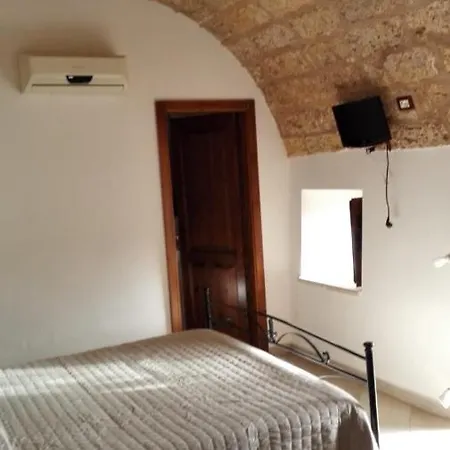 ベッド・アンド・ブレックファスト Masseria Li Curti Giuliano