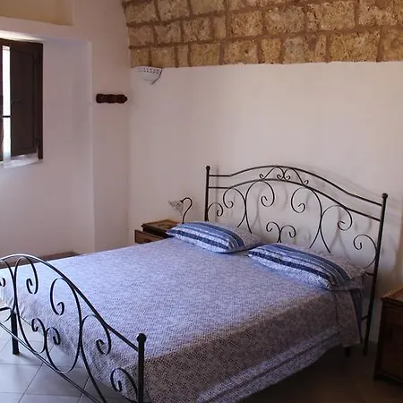 Masseria Li Curti 3*