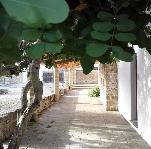 Masseria Li Curti 3*