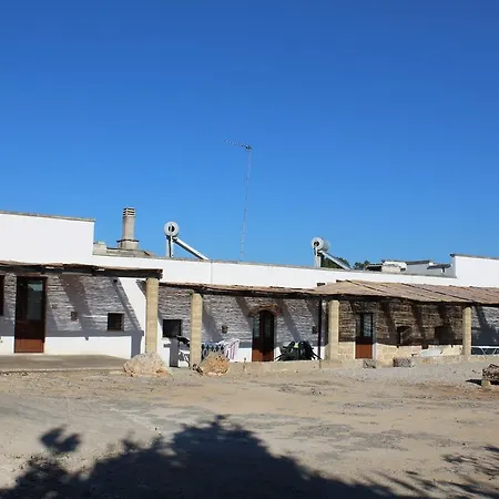 Masseria Li Curti 3* Giuliano