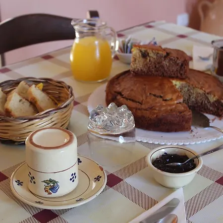 לינה וארוחת בוקר Masseria Li Curti